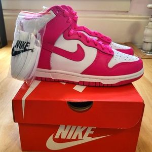 Nike dunks high pink/white size 6